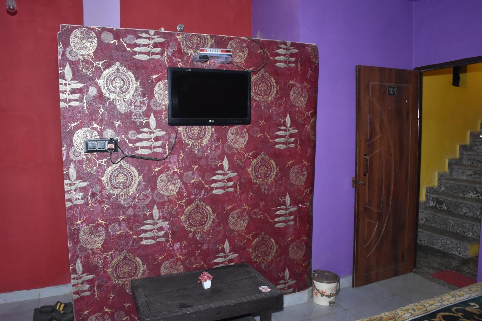Veda'S Grand P.G Hotel Varanasi Bagian luar foto
